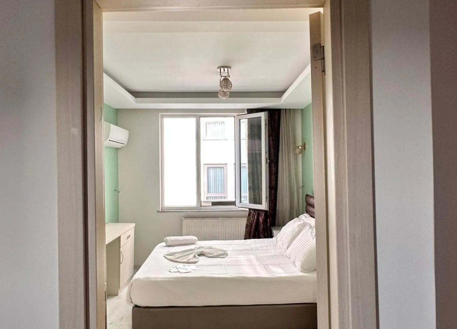 Magnolia Hause With Terrace 200 Meters From Taksim Apartment Istanbul