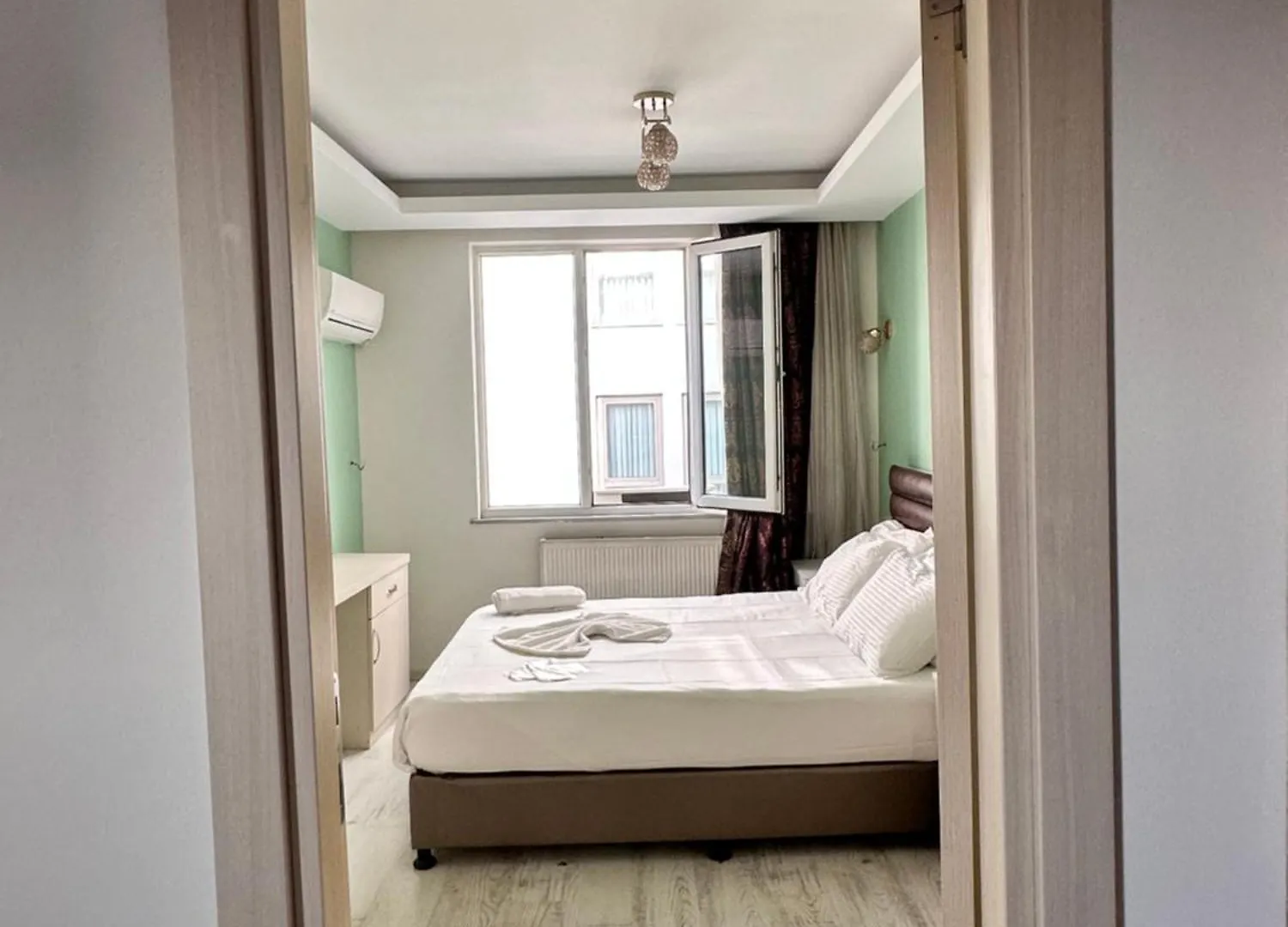 Magnolia Hause With Terrace 200 Meters From Taksim Apartment Istanbul