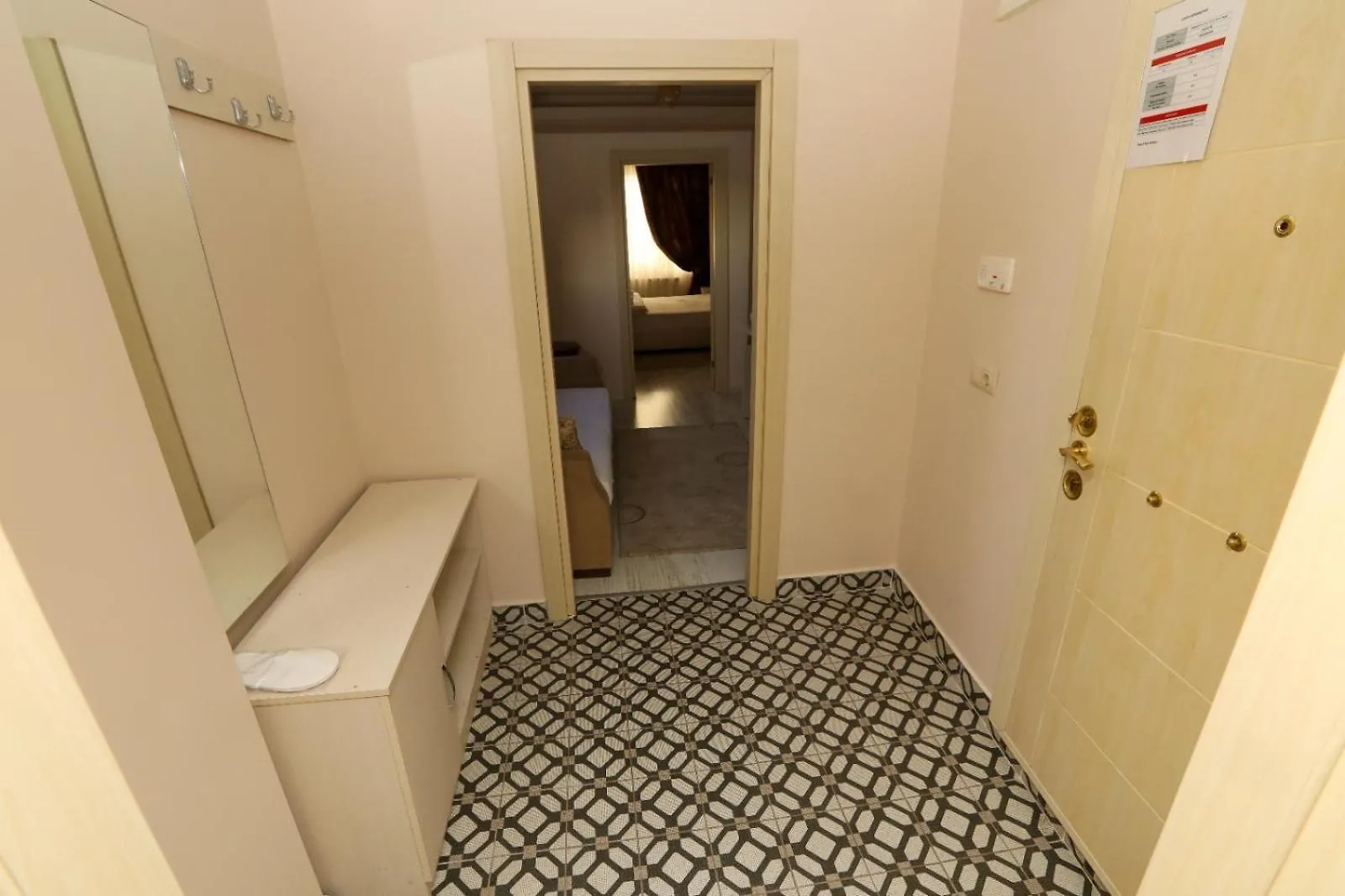 דירות איסטמבול Magnolia Hause With Terrace 200 Meters From Taksim טורקיה