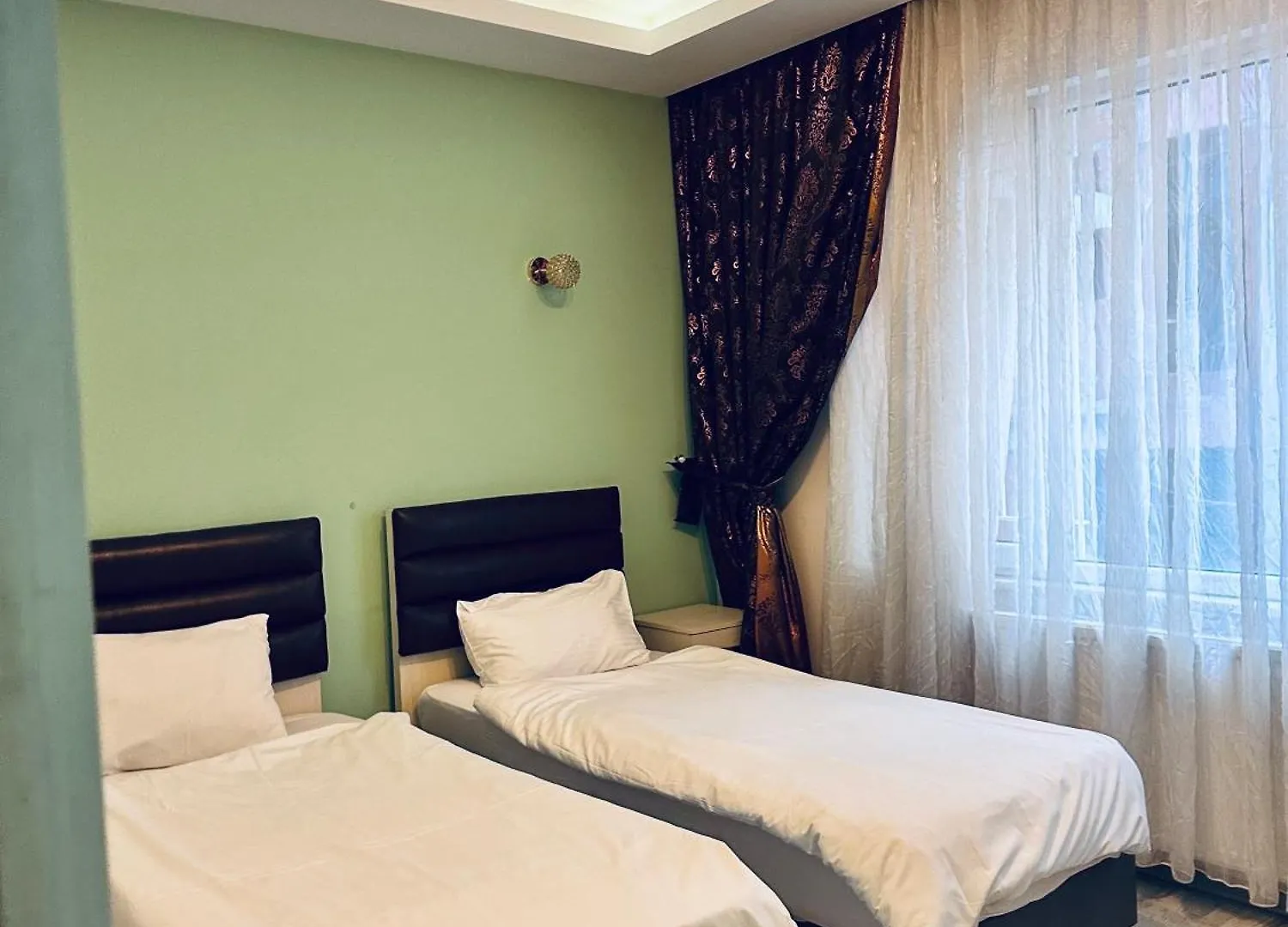 דירות איסטמבול Magnolia Hause With Terrace 200 Meters From Taksim